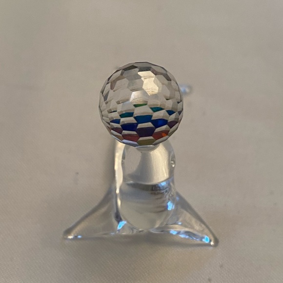 Swarovski Crystal IRIS ARC Small Seal Figurine Faceted Round Ball 2" L Ex Cond - Picture 5 of 7